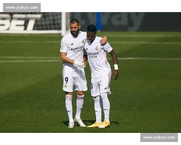 前皇马名将警示维尼修斯：续约博弈需警惕拉莫斯式悲剧