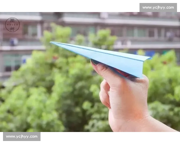 纸飞机：重拾童年的纯粹快乐